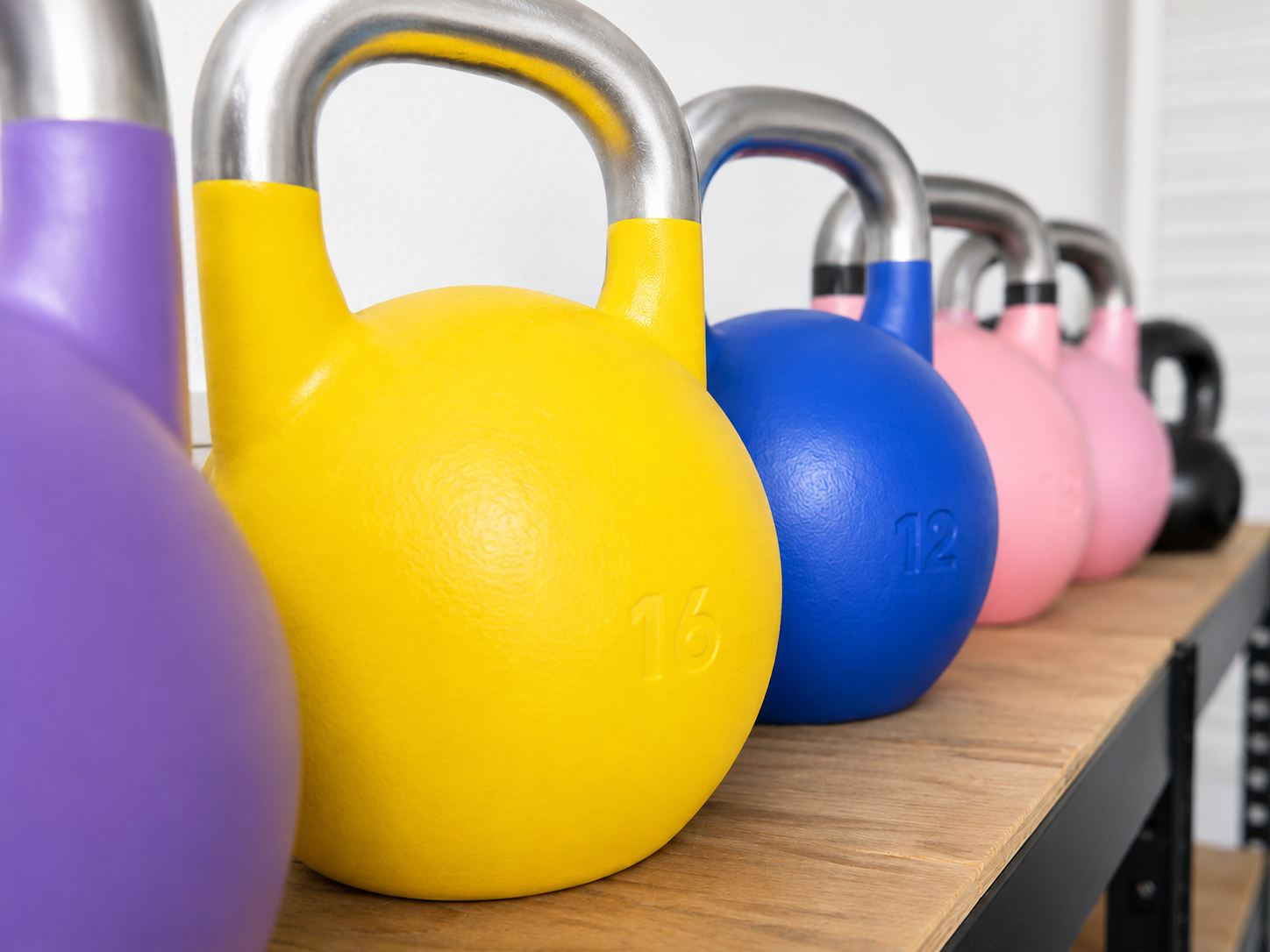 Competition-Kettlebells im Studio
